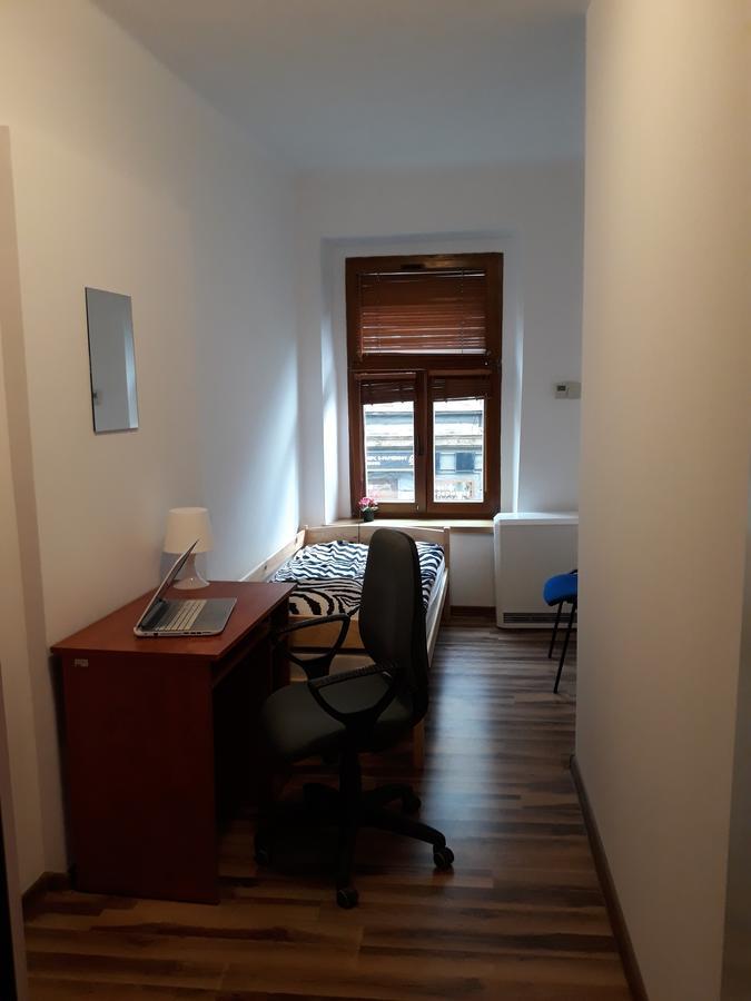 Hostel Gliwice Centrum Parking Dış mekan fotoğraf