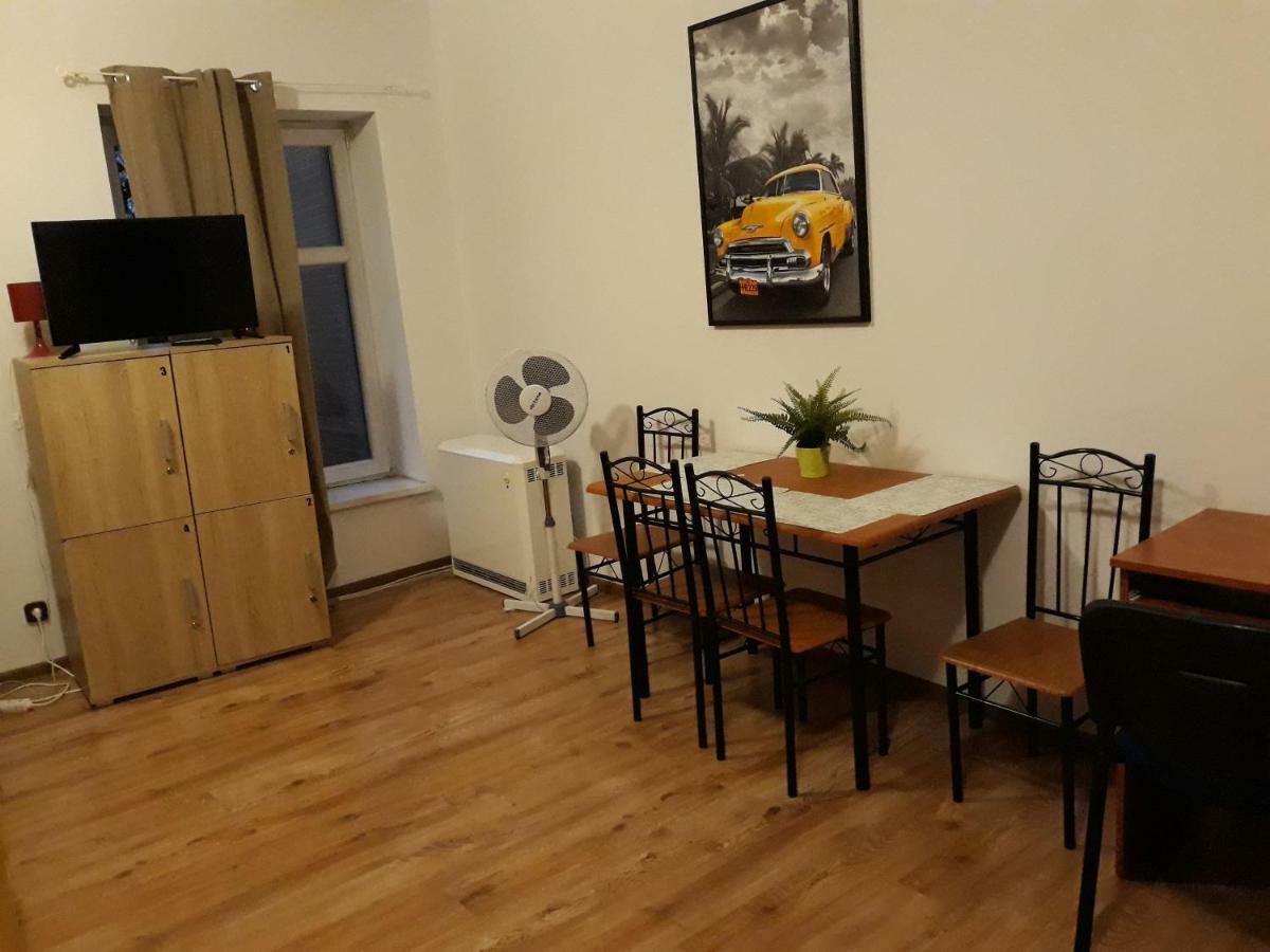 Hostel Gliwice Centrum Parking Dış mekan fotoğraf