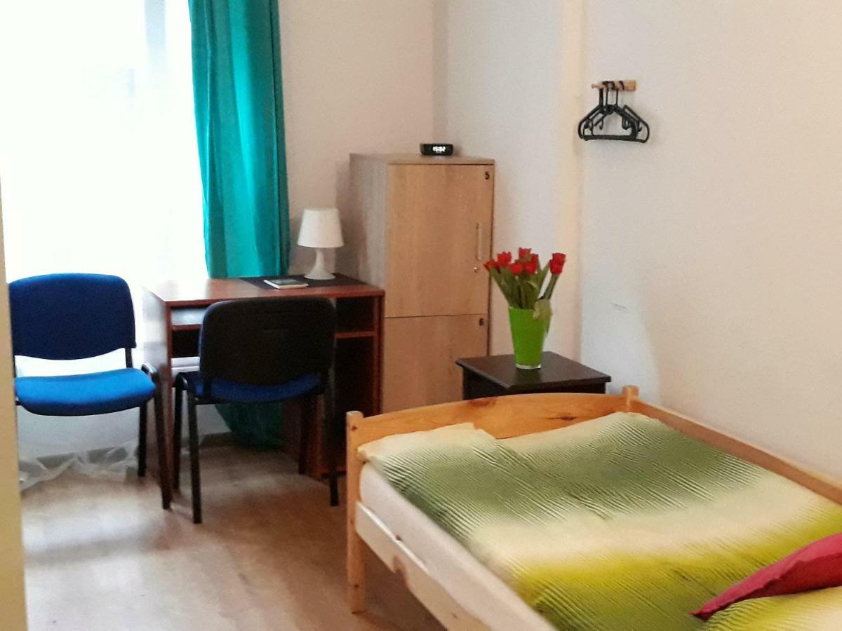 Hostel Gliwice Centrum Parking Dış mekan fotoğraf